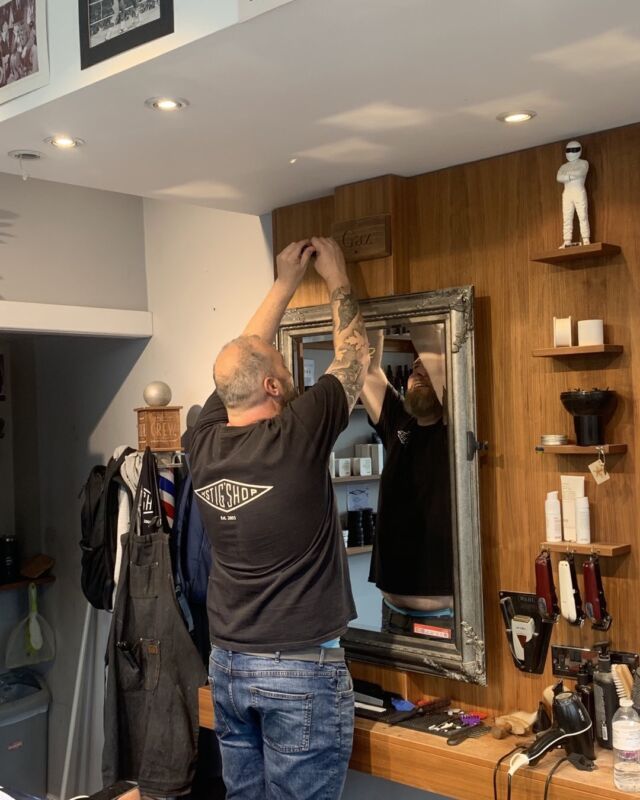 15 years service and the lad is on a new journey down with the name plaque good luck gaz ☘️top lad 👏👏👏👏👏